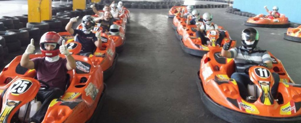 Kart indoor garante diversão no Atrium Shopping