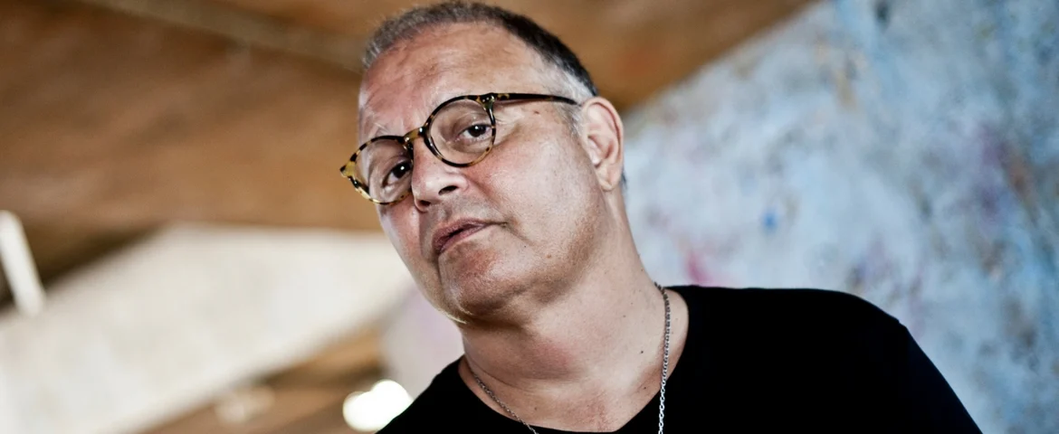 Guilherme Arantes em versão acústica