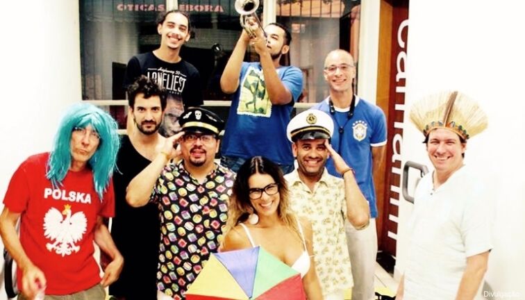 Alegria do frevo invade os bailes pré-carnaval no Sesi