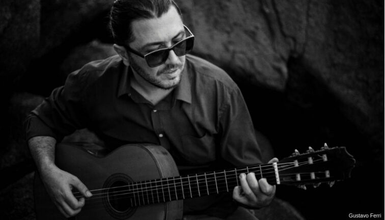 LÉO NASCIMENTO | Músico revisita os Novos Baianos